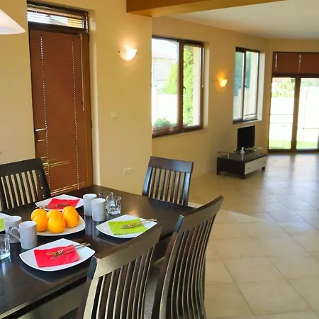 ваня - Vania Villa *