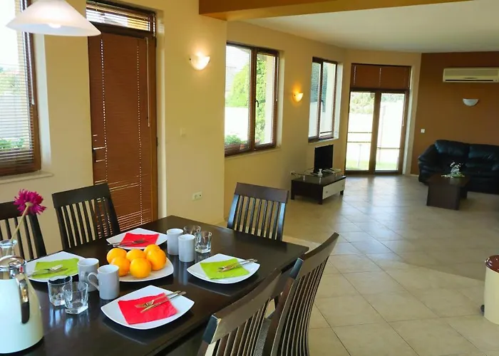 ваня - Vania Willa