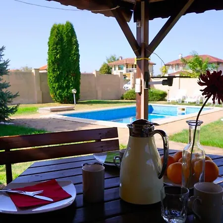 빌라 ваня - Vania *