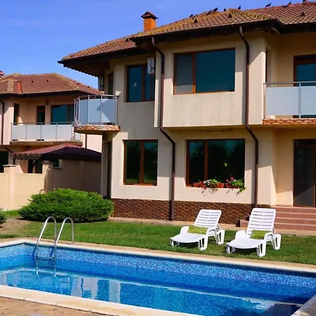 ваня - Vania Villa Bŭlgarevo