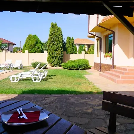 ваня - Vania Villa *